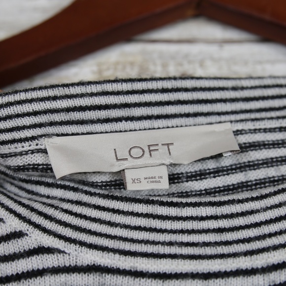 Loft White and Black Stripes Bow Sleeve Top sz XS - Picture 2 of 6